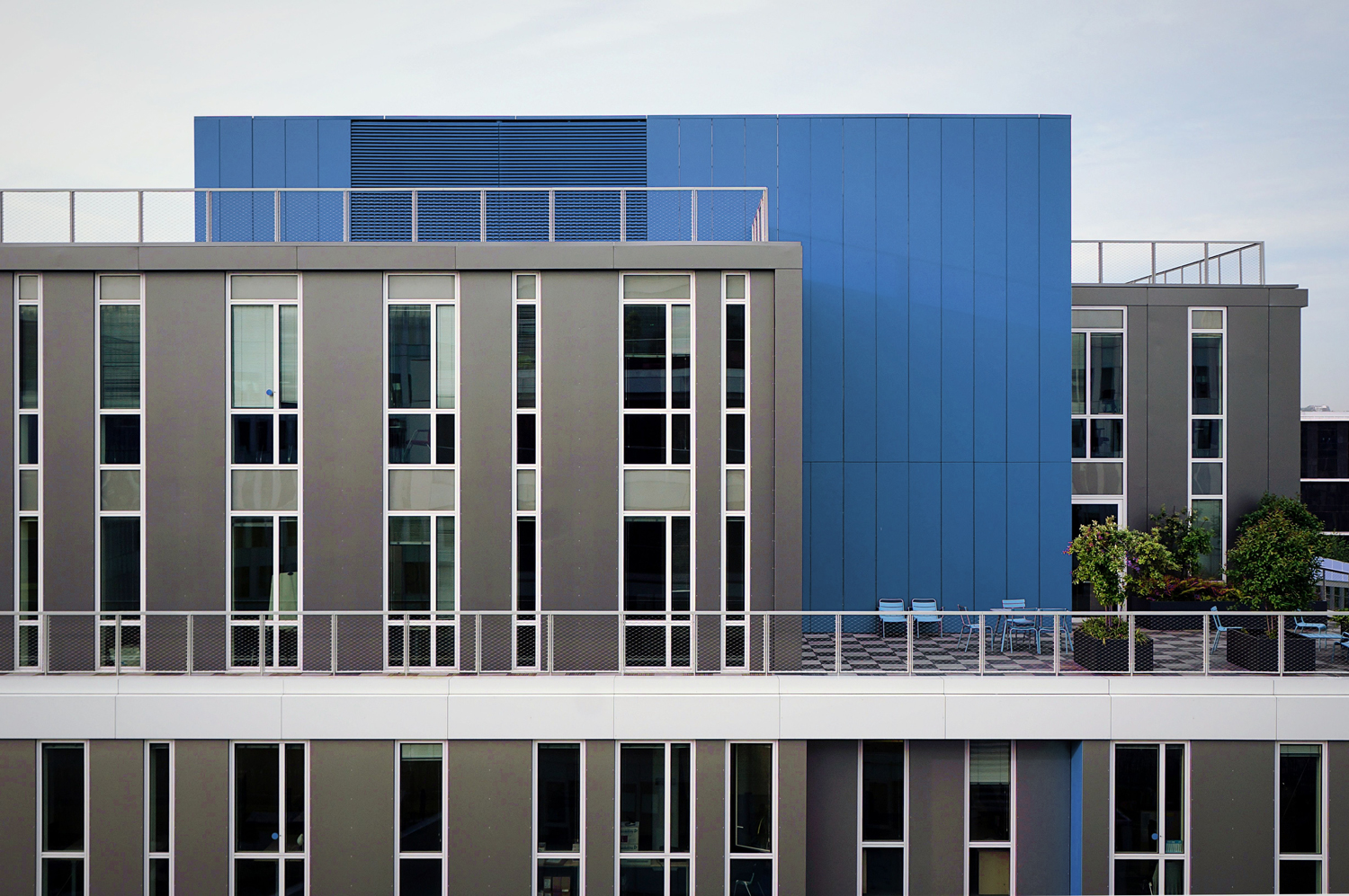 HN Fashion shopping center